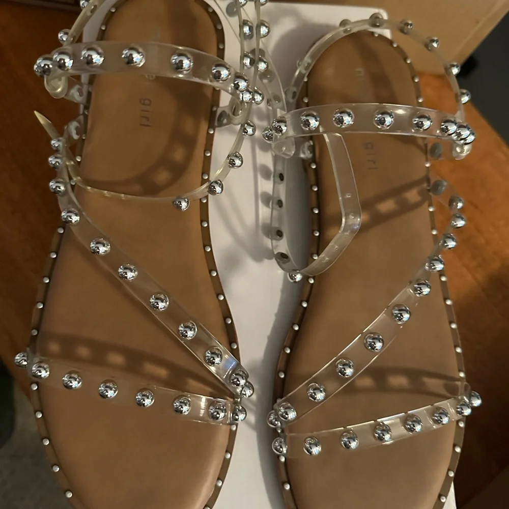 Madden Girl 9.5 Clear Studded Sandals - Picture 2 of 8